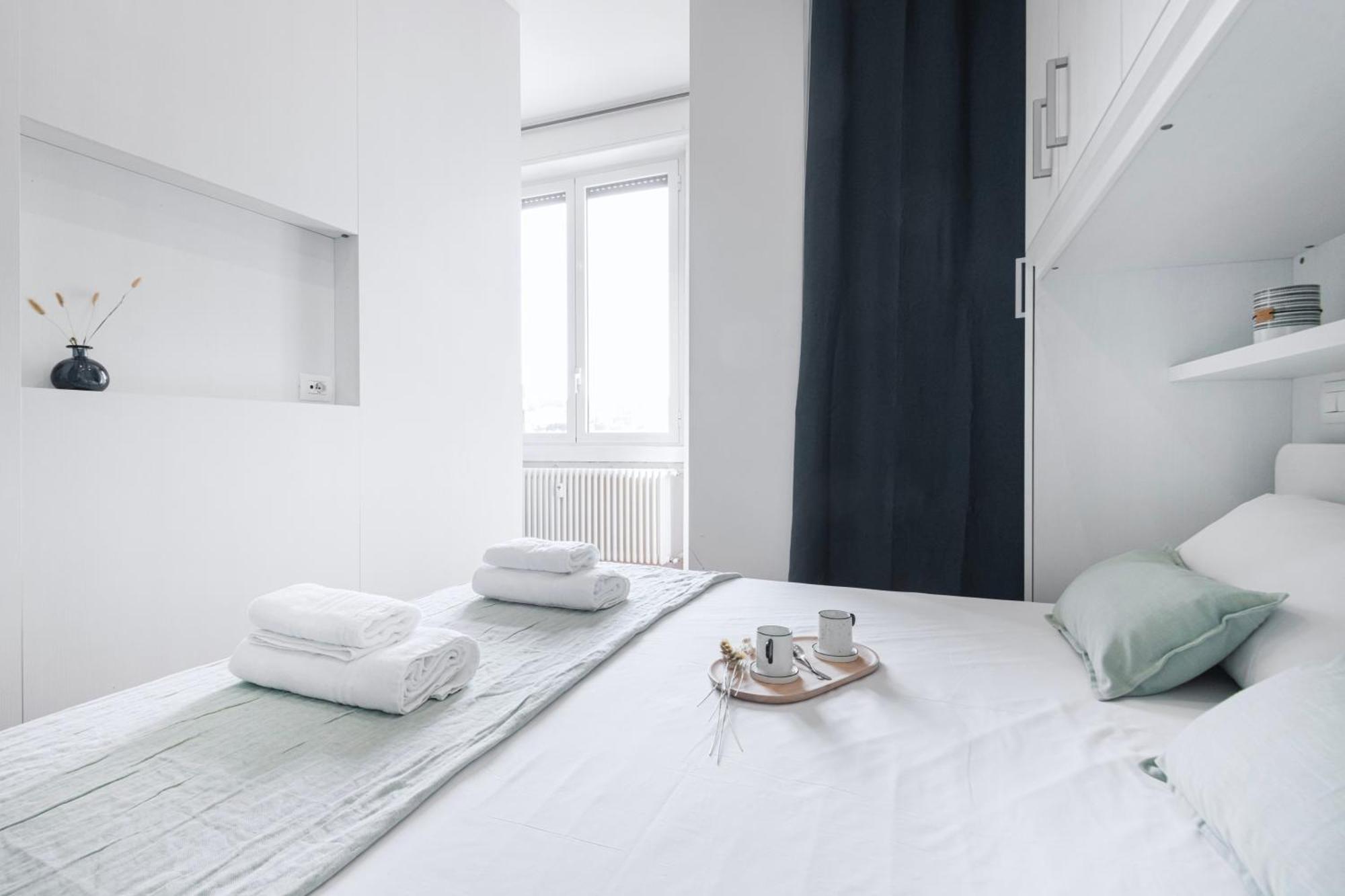 Nice And Cozy Studio In Porta Romana By Easylife Milão Exterior foto